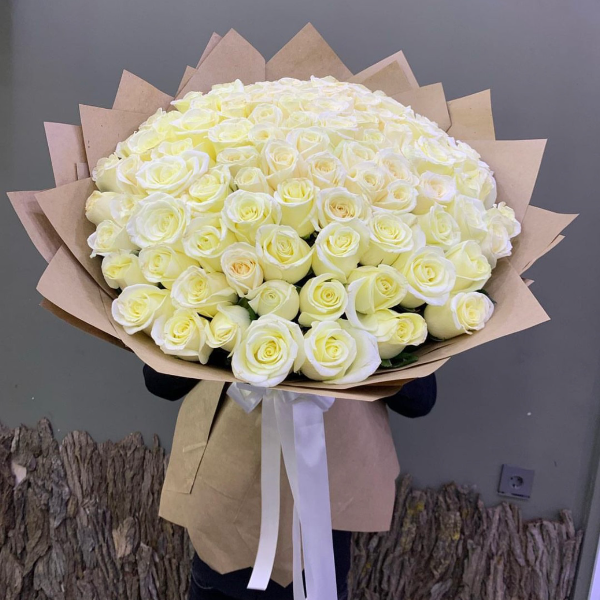 доставка цветов белек 75 белых роз