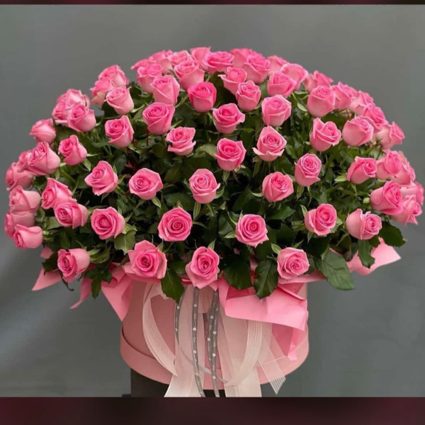  Закажите цветы в Белек 75 розовых роз в коробке