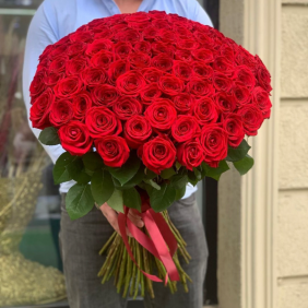 доставка цветов белек Букет из 65 роз