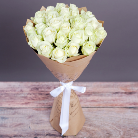  Send Flowers Belek 25 White Roses Bouquet